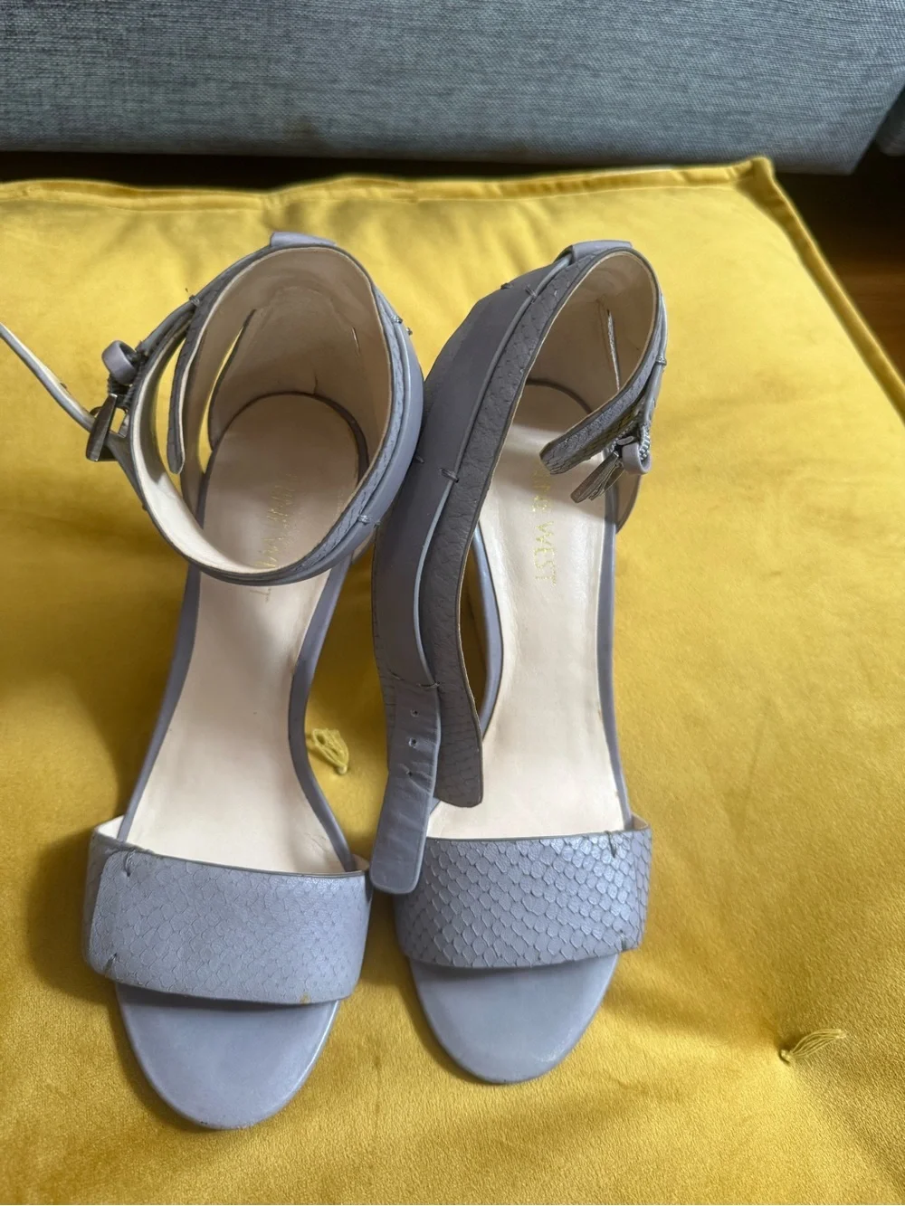 Nine West elegant gray